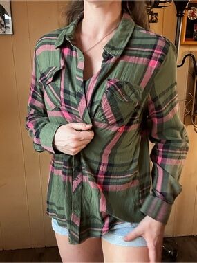 Arizona Jean Green and Pink Plaid Button-Down Shirt
